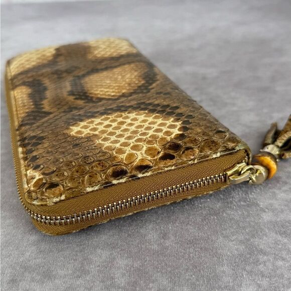 Gucci Python Embossed Tassel Zippy Wallet - Picture 5 of 16